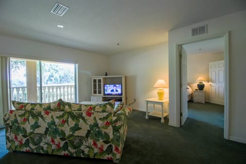 Condo Peggy