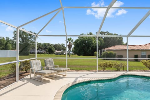 Villa Eckhardt: Bright and Light 3 bedroom home