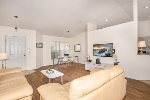 Villa Valk: 3 bedroom / 2 bathroom with pool