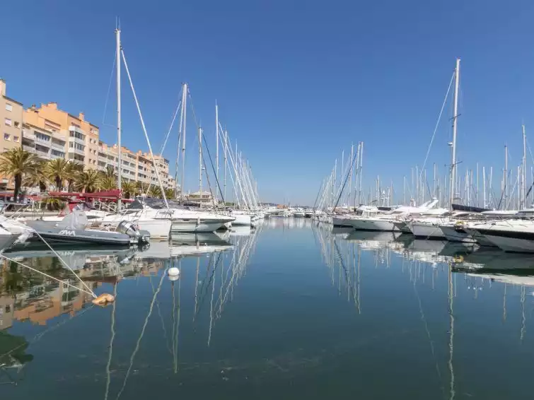 Bateau Blanc - Hyères