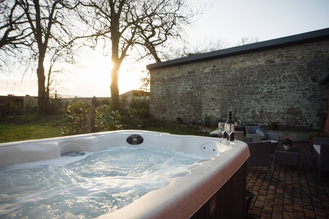 Peaceful Pembrokeshire Farm Cottage with Hot Tub