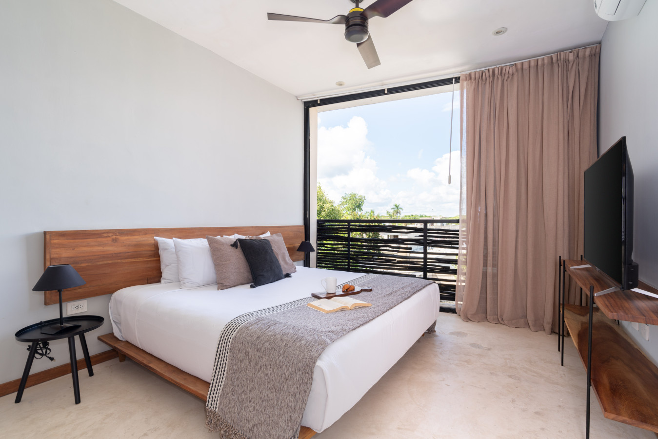 This inviting king-size bed combines softness and support, providing a soothing retreat for restful nights and a refreshing start to each day.