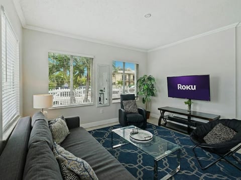 Affordable 2BR by loanDepot Park | Free parking