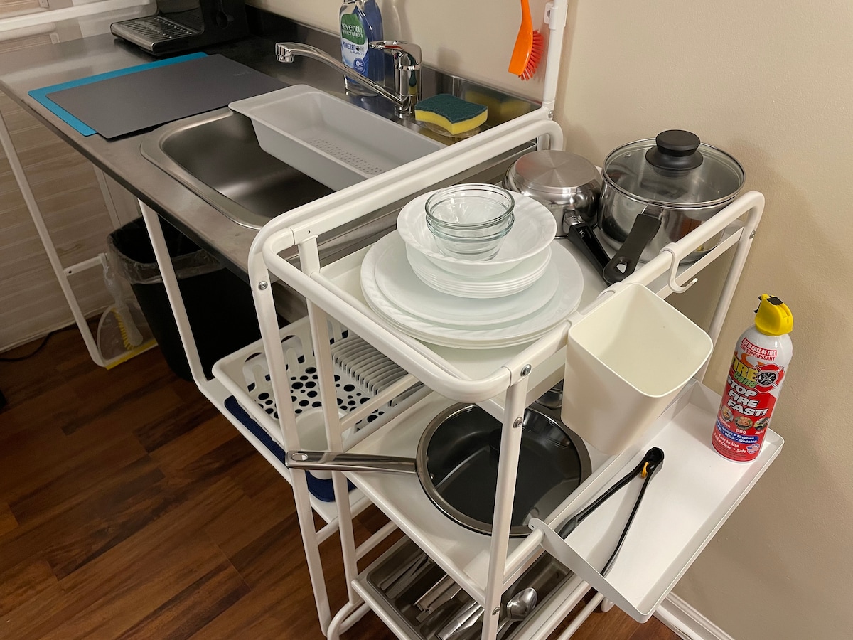 Private Studio, Kitchenette, Shower * Shared House image 5 Private Studio, Kitchenette, Shower * Shared House