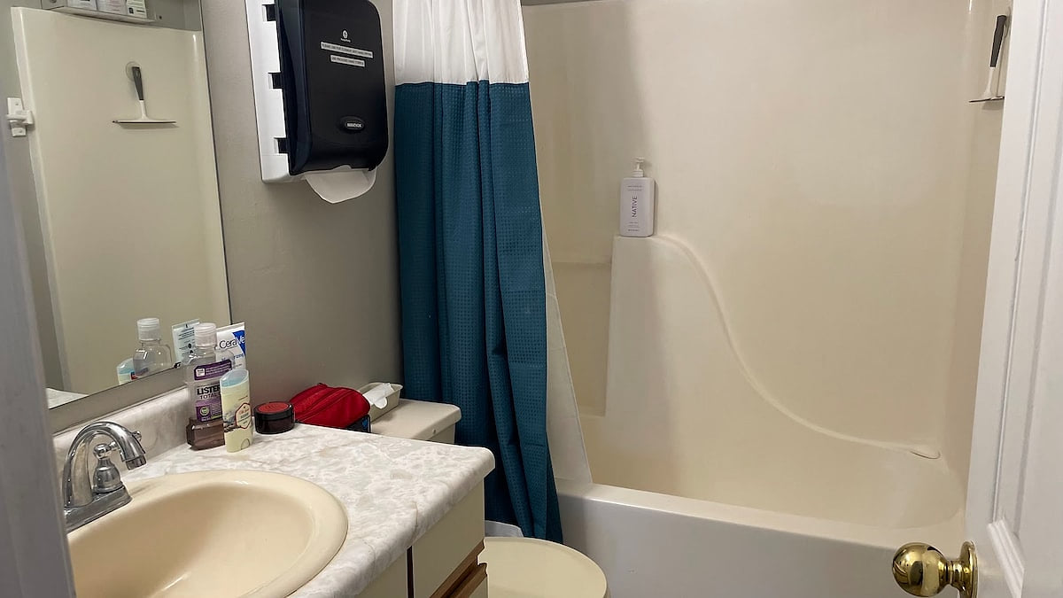 Cozy Private Room w/ Kitchenette image 5 Cozy Private Room w/ Kitchenette