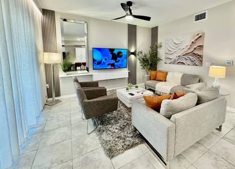 206 Lakeview Magic Stay – Mickey & Stitch Rooms
