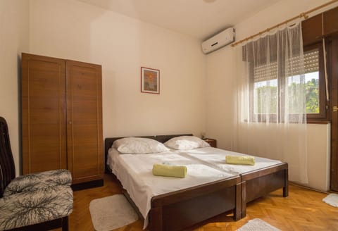Apartments Ante - Unit 48958-61