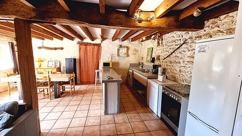 The Cellar. 3-bedroom house
