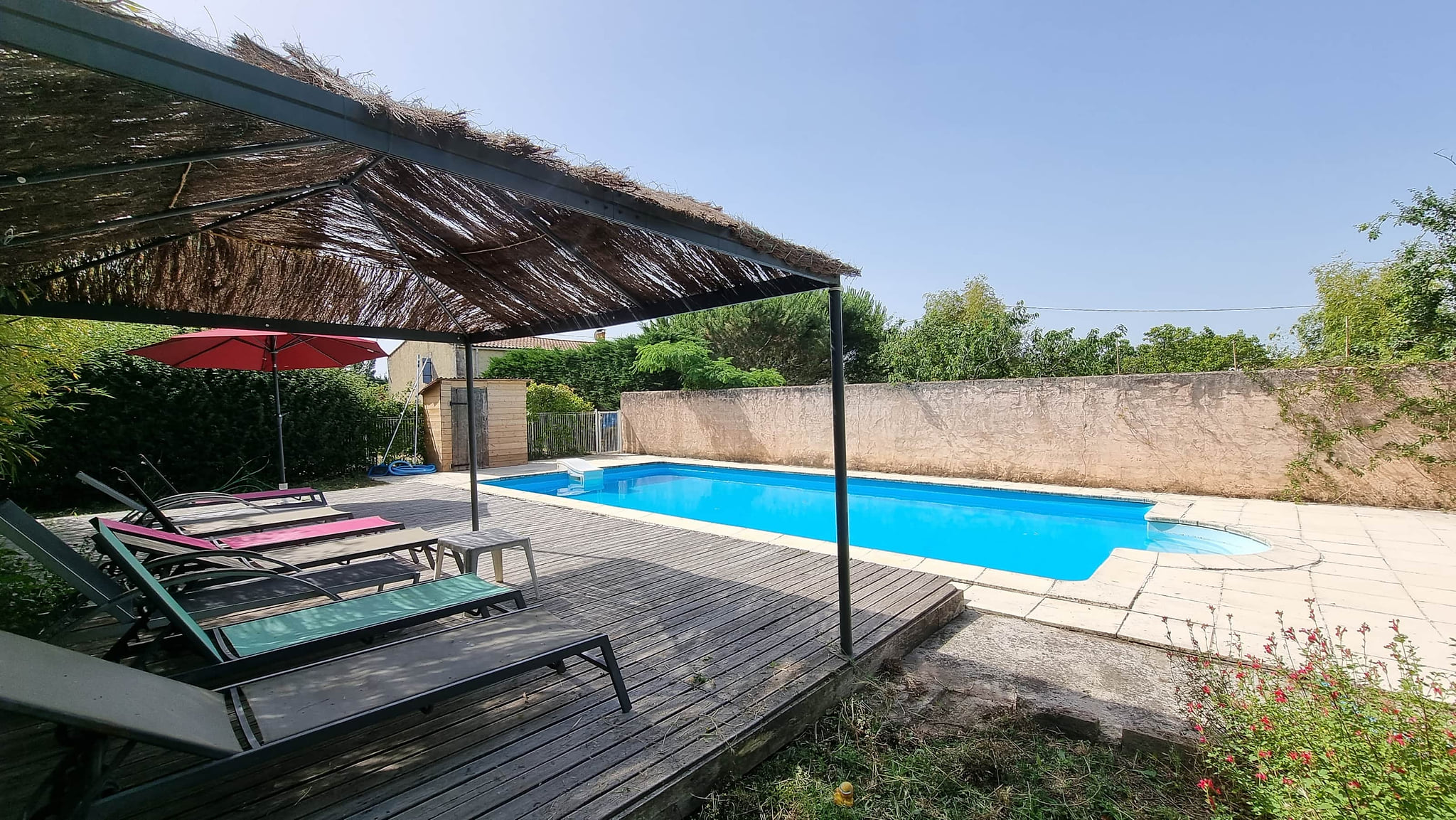 4 bedroom house with private pool