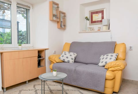House Frane - Unit 378070-13