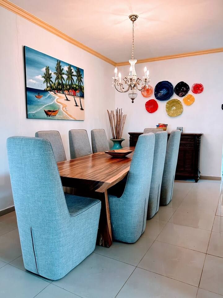 Dining room table for 8 or eat on the deck
