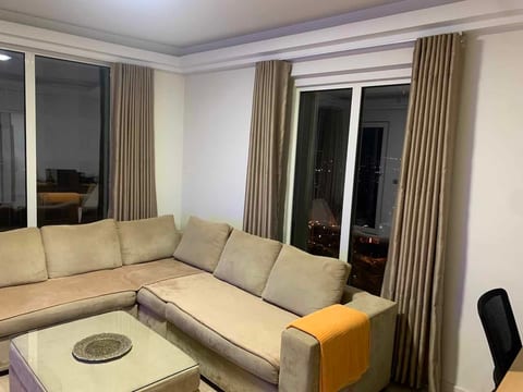 36th floor Sky city apartment Cevahir image 4