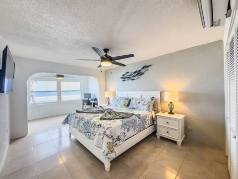 itlbfun - Waterfront Condo