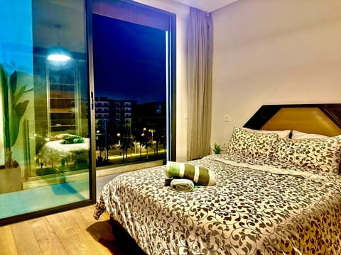 Modern Agadir Bay Apt with Pool and Parking