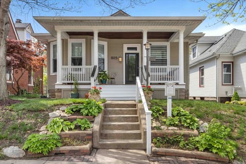 Beautiful grand entrance of this charming historic home.