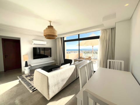 1BR Penthouse Mesca Soma Apt Panoramic Big Terrace image 5