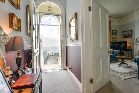 Edwardian Beach Villa in Whitehead