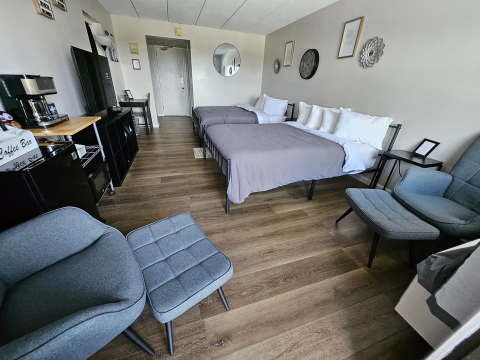 Lake View Cedar Lodge Room w/ Private Balcony - Laconia