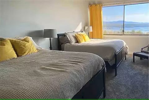 Lakeview Winni Condo w/ Kitchenette Weir’s Beach