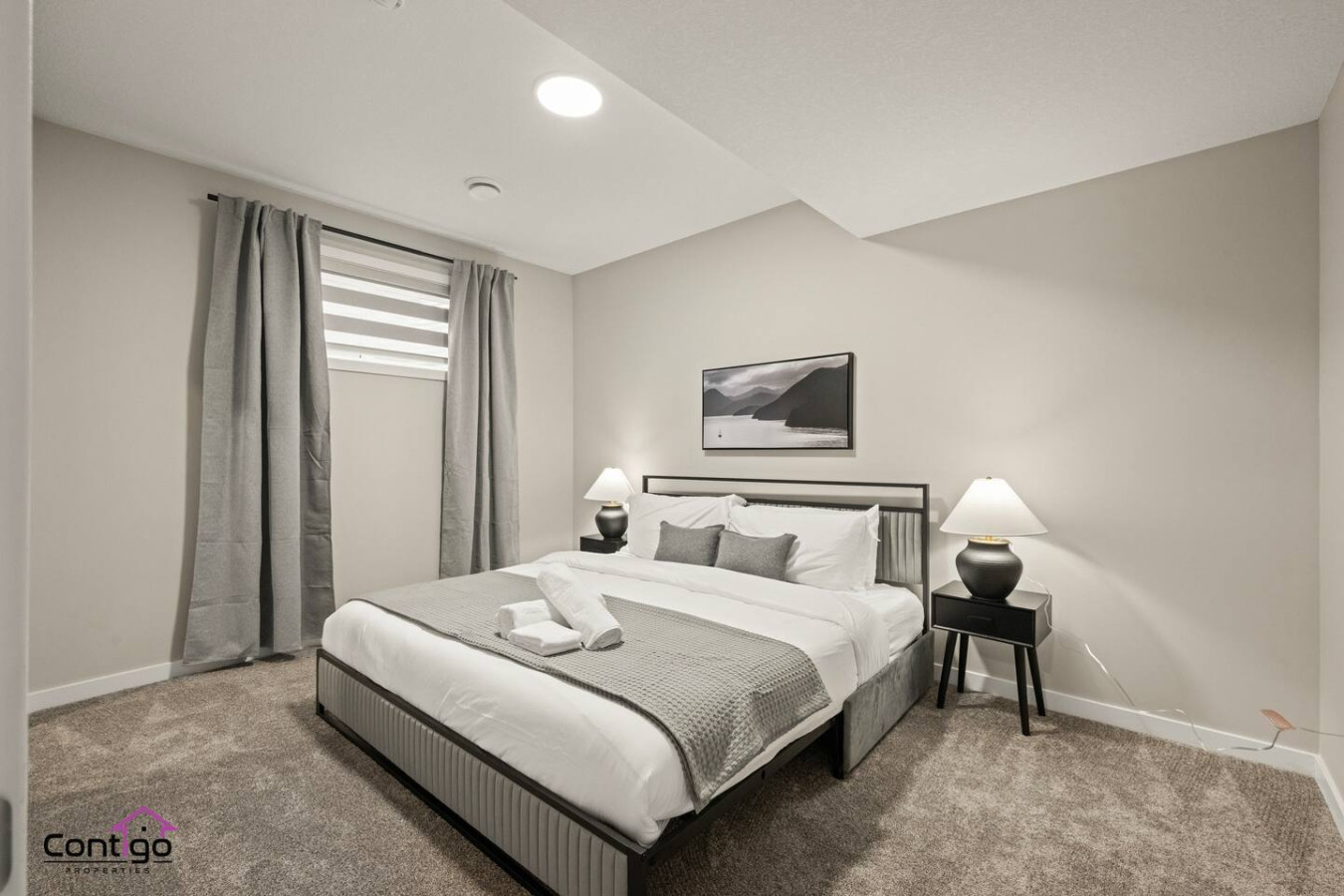 Driftwood Hideaway | Near WEM & Airport | FastWiFi