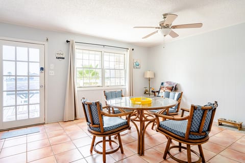 Galveston Waterfront Escape w/Fishing & SunsetView