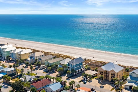 Sugar-white sand and crystal-blue Gulf waters just steps away—welcome to Panama City Beach paradise.
