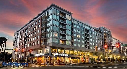 Natural Oak 1BR | Terrace | Ballston Metro & Mall