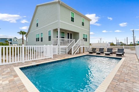 Coco Cabana - 5BR Coastal Escape w/ Heated Pool!
