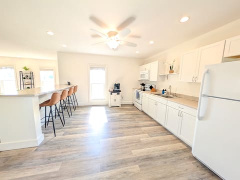 Cozy Upstairs Unit Near River and Marina Access | Fremont, OH