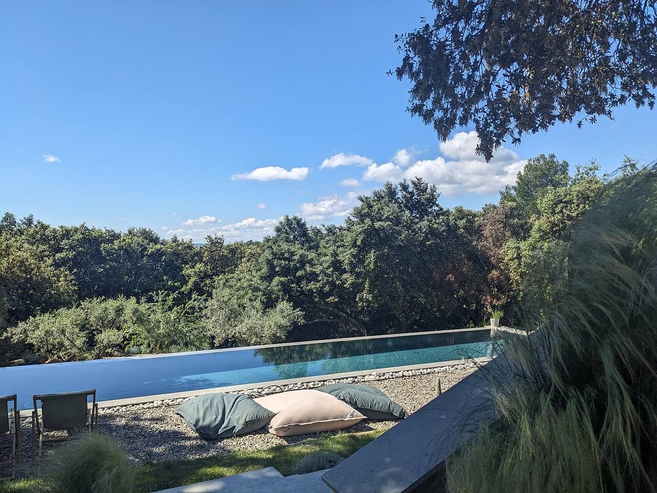 Vue Piscine - Expériences Les Chênes Verts - Gîtes de charme