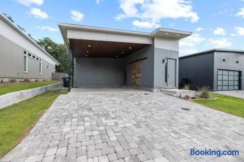 The Jacob - A Luxury Three Bedroom Home