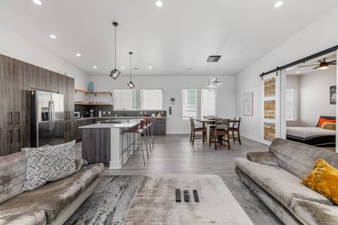 The Jacob - A Luxury Three Bedroom Home