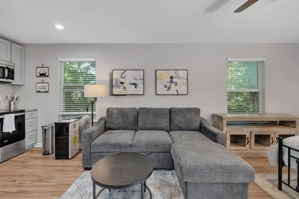 Das Capitol - Ein luxuriöses Studio-Apartment in Midtown - Tallahassee