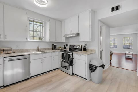Beautiful Townhouse in the Heart of Tallahassee