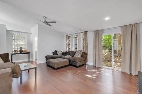 Beautiful Townhouse in the Heart of Tallahassee