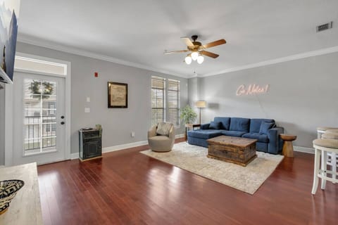 The Governor - A Luxury Downtown Condo