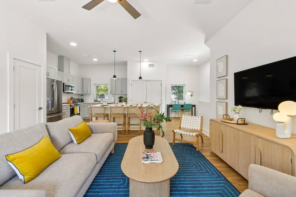 Luxury New Construction Townhome All Saints - Tallahassee