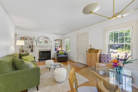 Historic Cottage Meets Modern Comfort Near FSU