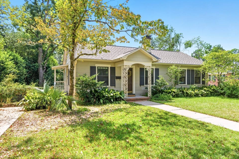 Historic Cottage Meets Modern Comfort Near FSU - Tallahassee