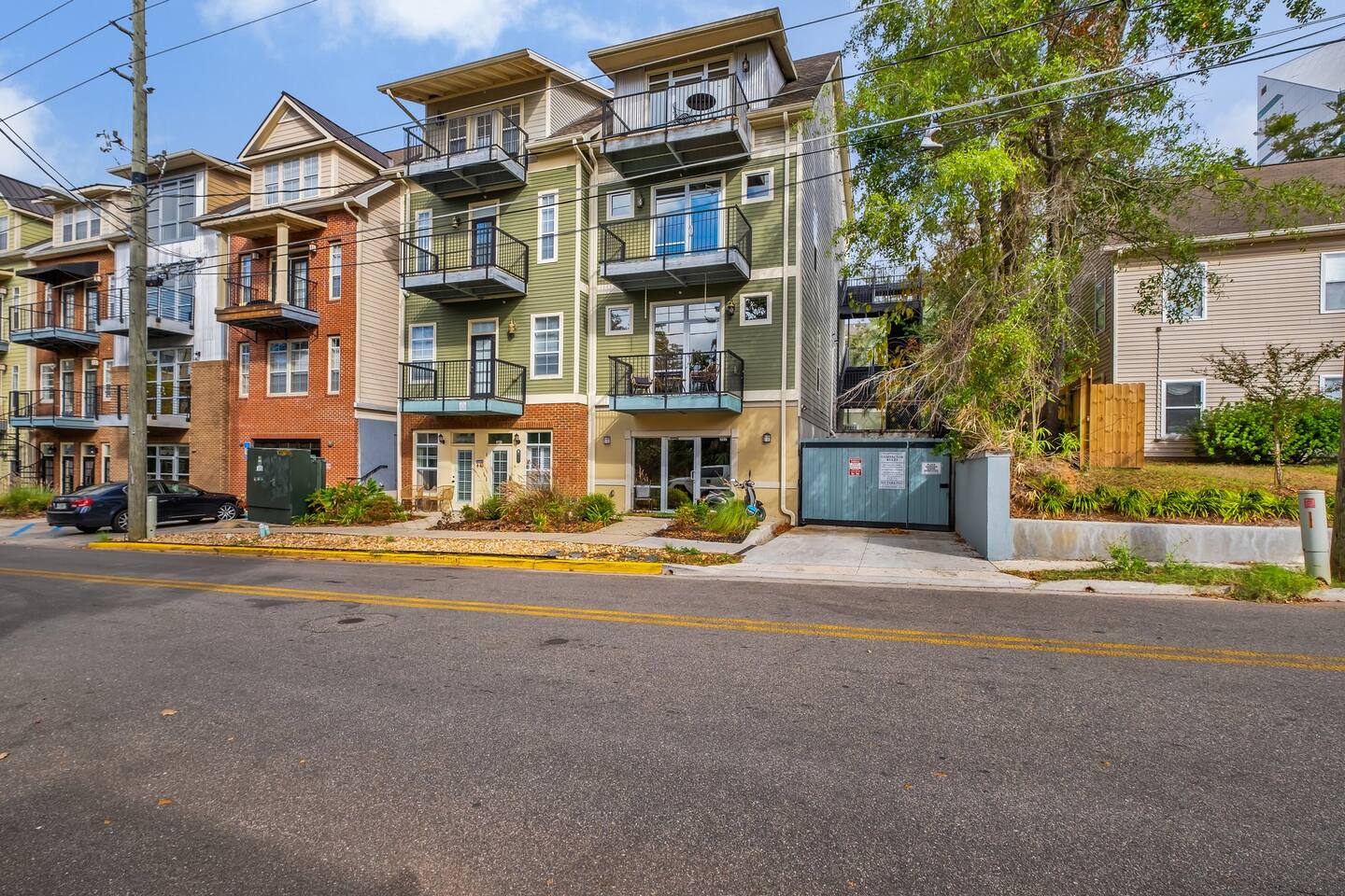 Luxury 1 BR Condo in All Saints/Collegetown