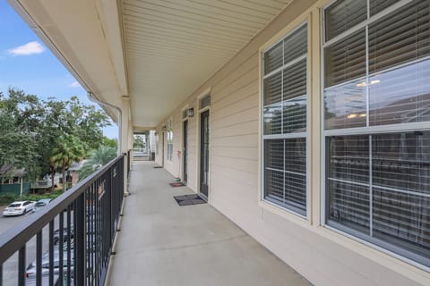 Luxury 1 BR Condo in All Saints/Collegetown