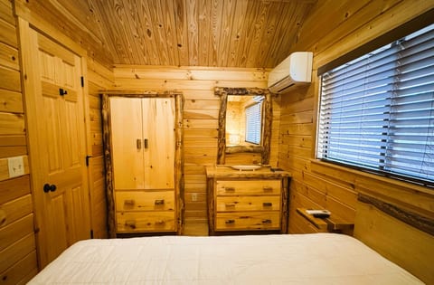 Buck Hill Tiny Home Log Cabin #1