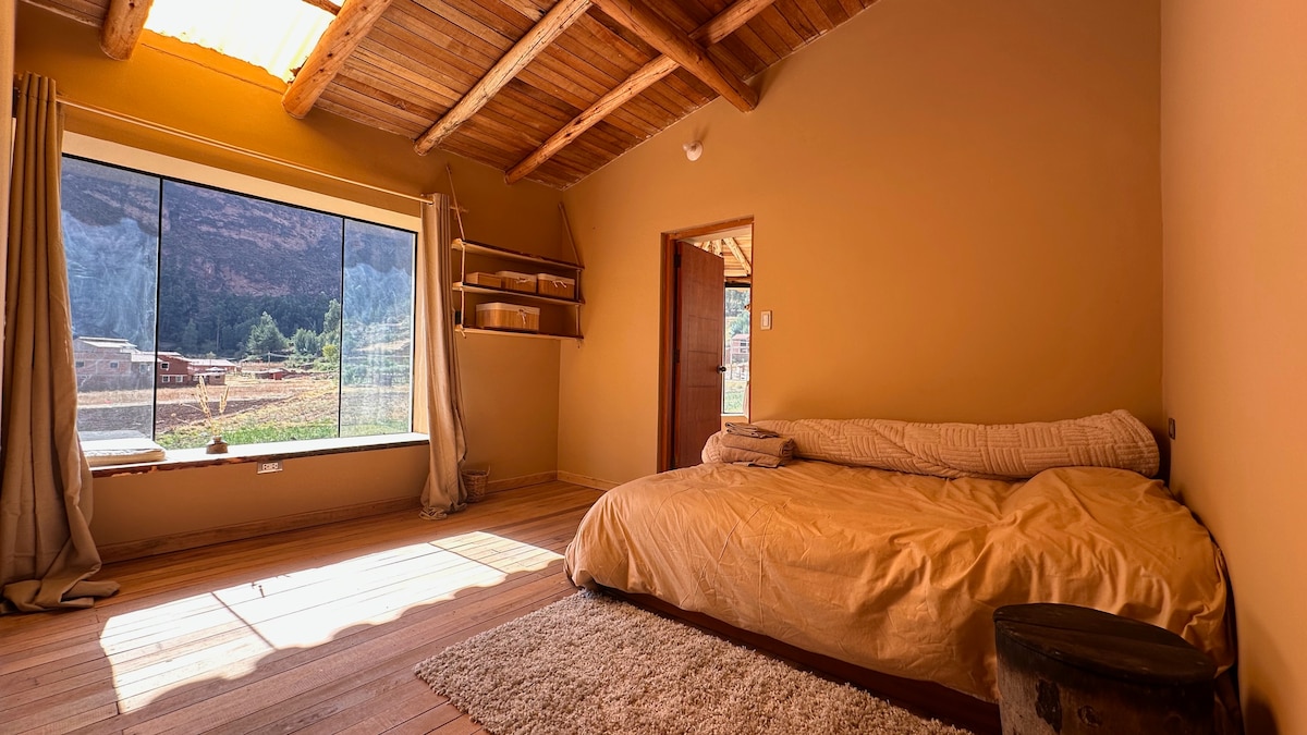 Cosy Studio w/ Fast Wifi image 1 Cosy Studio w/ Fast Wifi