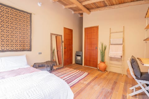 Bright Studio w/ Views, Top Wifi