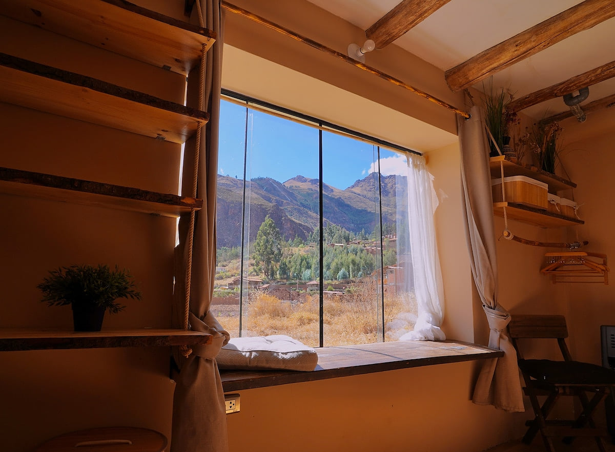 Bright & Spacious Private Studio w/ Everything!