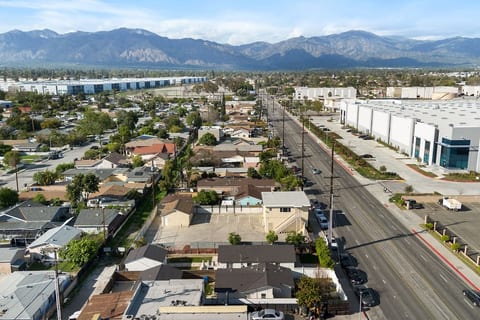 Private 2 BR Home in El Monte