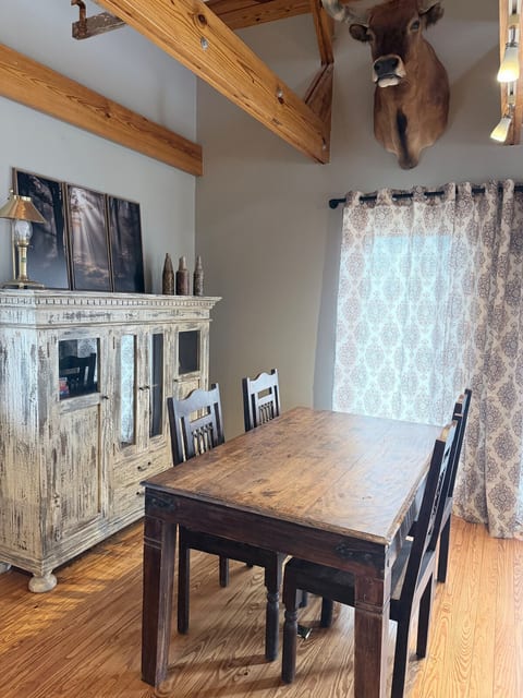 Hayloft Haven at Sunnybrook Farms image 4
