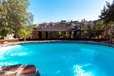 Opening Doors Stone House, Pool, Nature & Relax