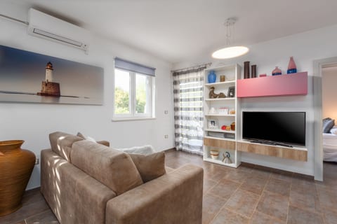 Apartments Cetri Hrasta - Unit 378083-13