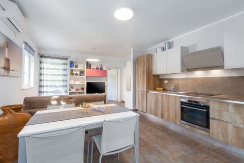 Apartments Cetri Hrasta - Unit 378083-13